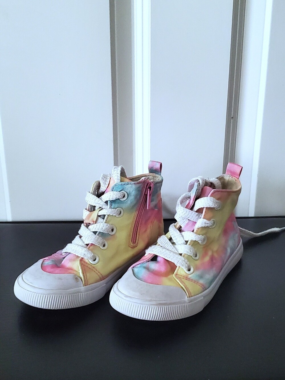 Cat & Jack Youth Girl's Pastel Colored High Top Sneakers